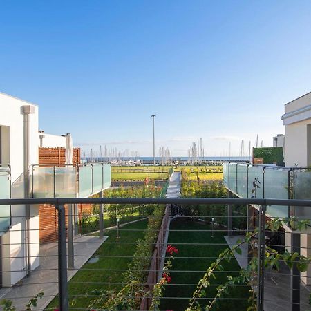 H11 Luxury 9A - Porto - Piscina - Jacuzzi Apartment Santo Stefano al Mare Ngoại thất bức ảnh