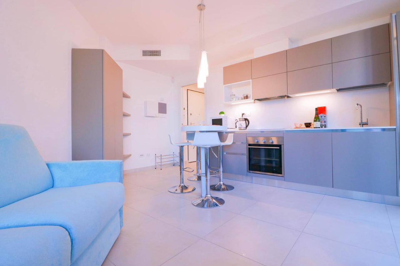 H11 Luxury 9A - Porto - Piscina - Jacuzzi Apartment Santo Stefano al Mare Ngoại thất bức ảnh