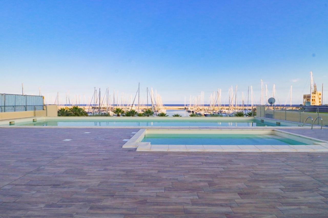 H11 Luxury 9A - Porto - Piscina - Jacuzzi Apartment Santo Stefano al Mare Ngoại thất bức ảnh