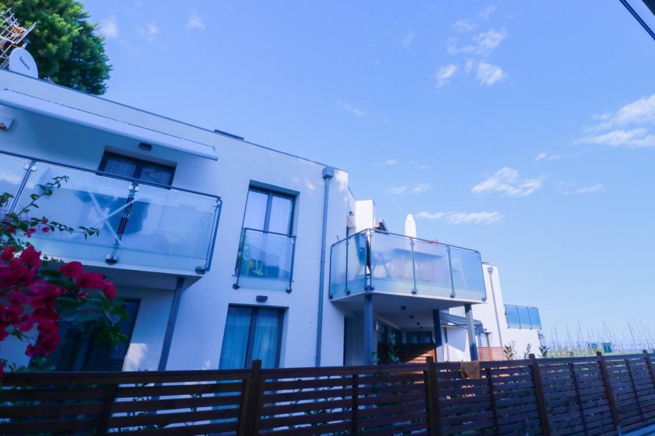 H11 Luxury 9A - Porto - Piscina - Jacuzzi Apartment Santo Stefano al Mare Ngoại thất bức ảnh