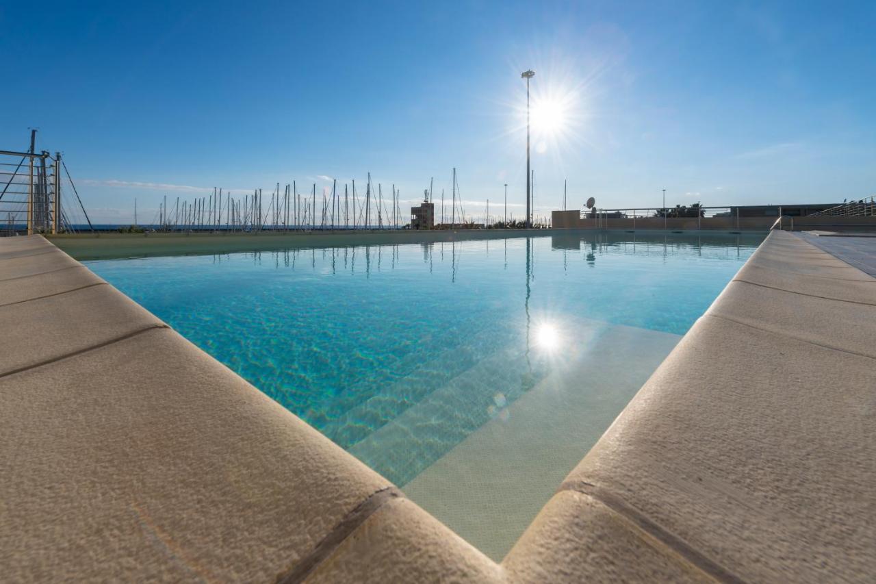 H11 Luxury 9A - Porto - Piscina - Jacuzzi Apartment Santo Stefano al Mare Ngoại thất bức ảnh